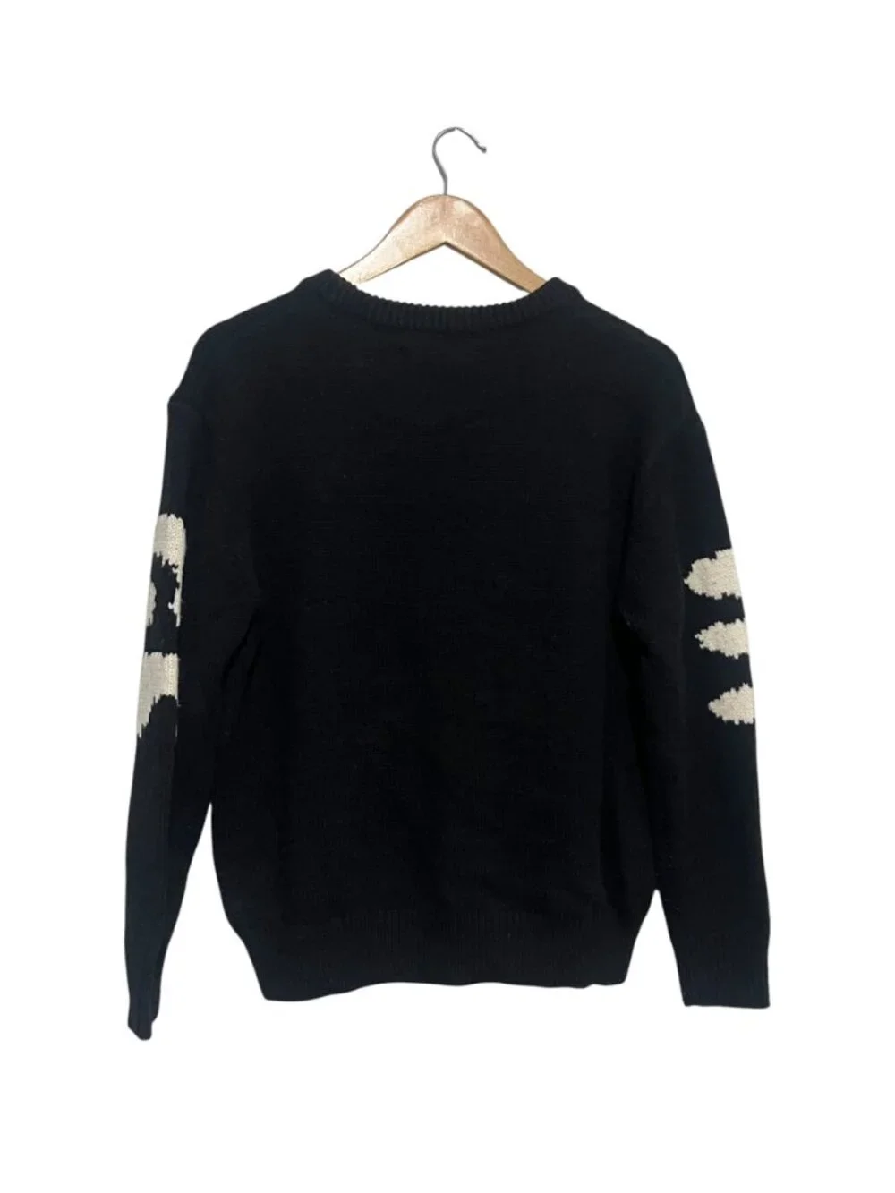 Rave On Trend Sweater Women's Medium Black Pullover Crew Printed